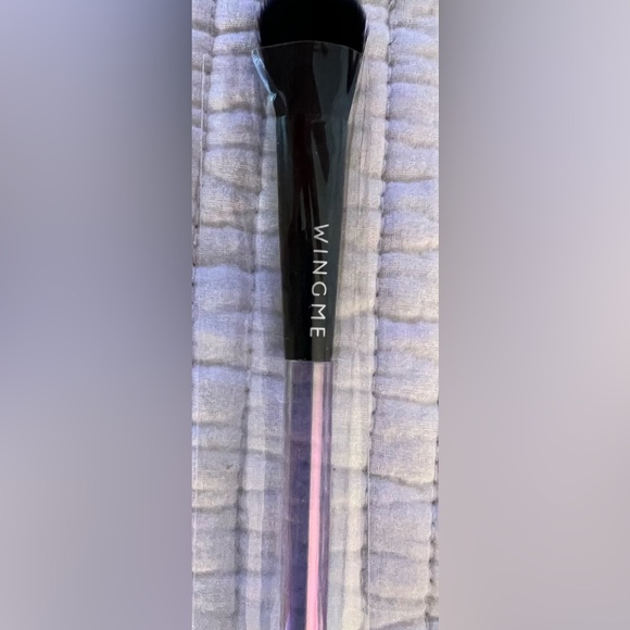 Lot M.I.A.Massiel Wing Me Bronze Soft Tip Makeup Brush Super Set 17 Brushes NWT - Picture 2 of 5